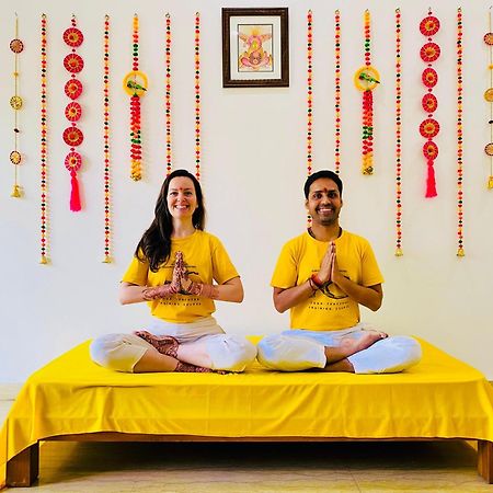 House Of Vedas Большая Нойда Экстерьер фото
