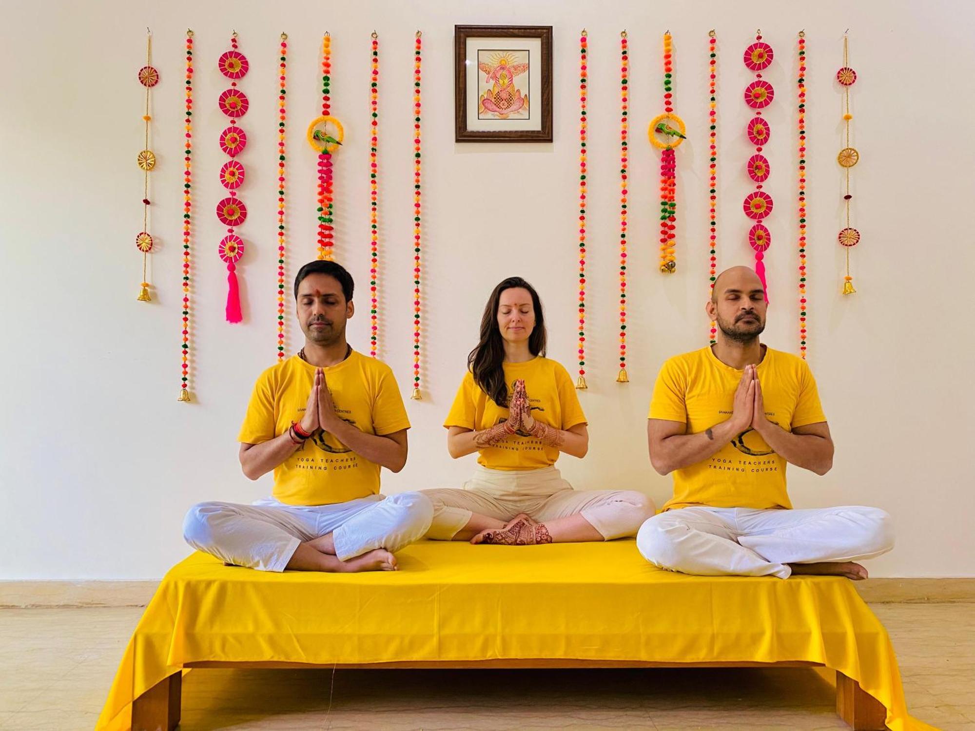 House Of Vedas Большая Нойда Экстерьер фото